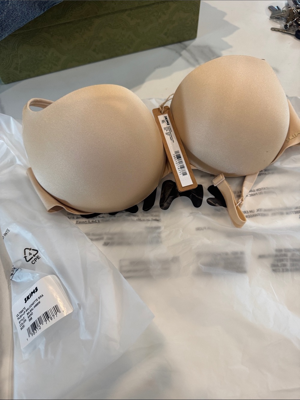 SKIMS Strapless T-Shirt Bra in Beige